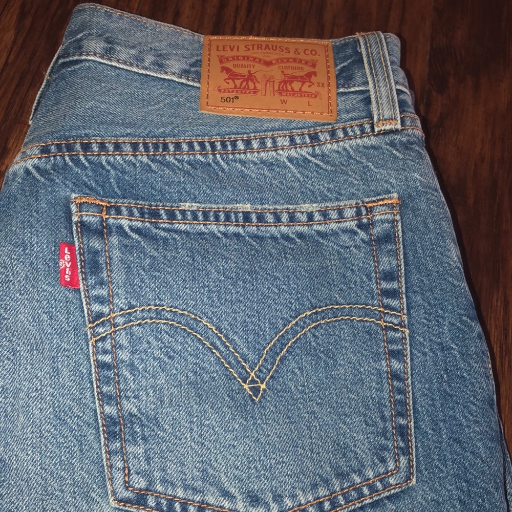Levi high waisted jeans